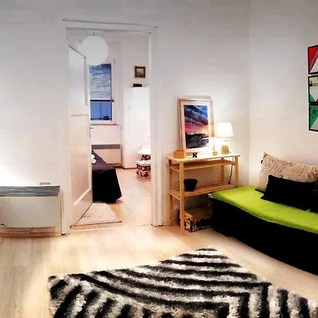 דירה Atelier 12, Feeling Like An Artist! Promo Price בלגרד